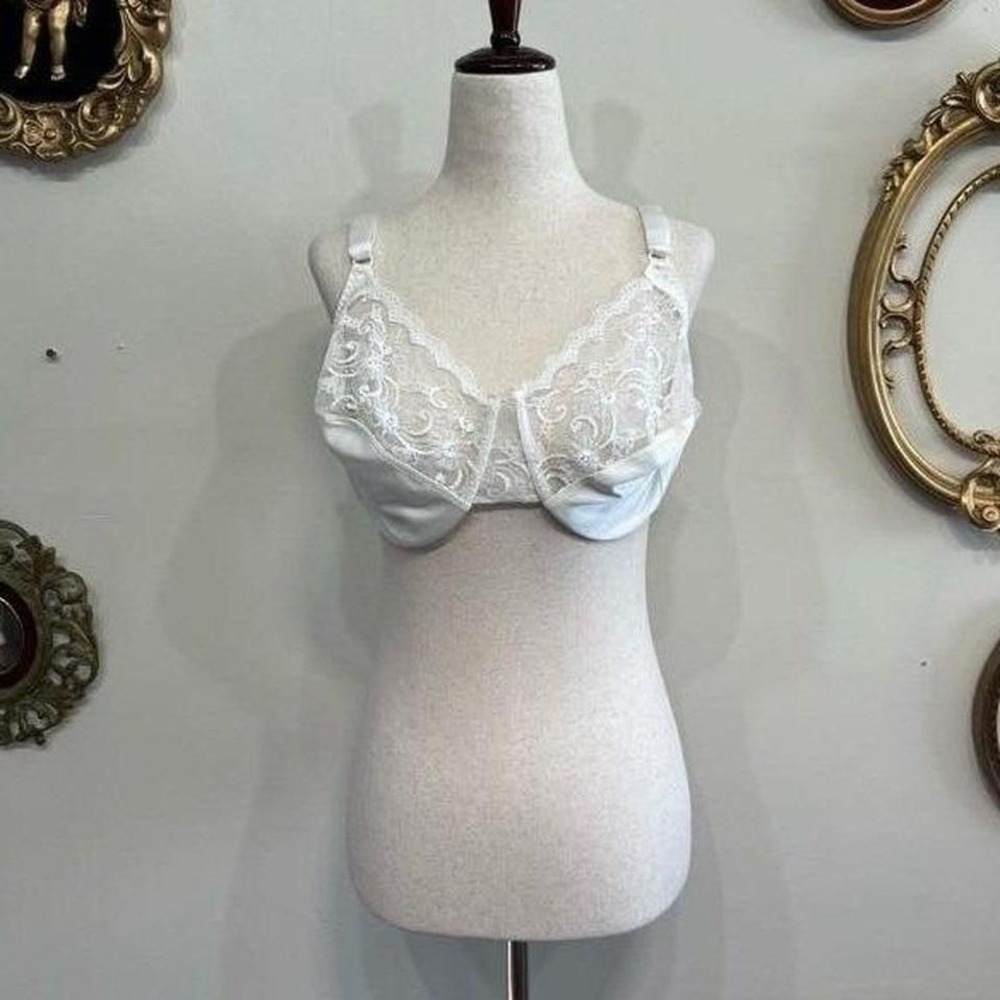 Vintage Mothercare White Lace Embroidered Mesh Bra Y2K Goth 40D